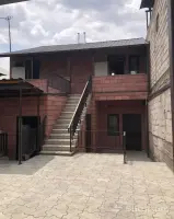 Վարձով Երկհարկանի Տուն Աջափնյակում՝ Բոլոր Հարմարություններով image thumbnail 1