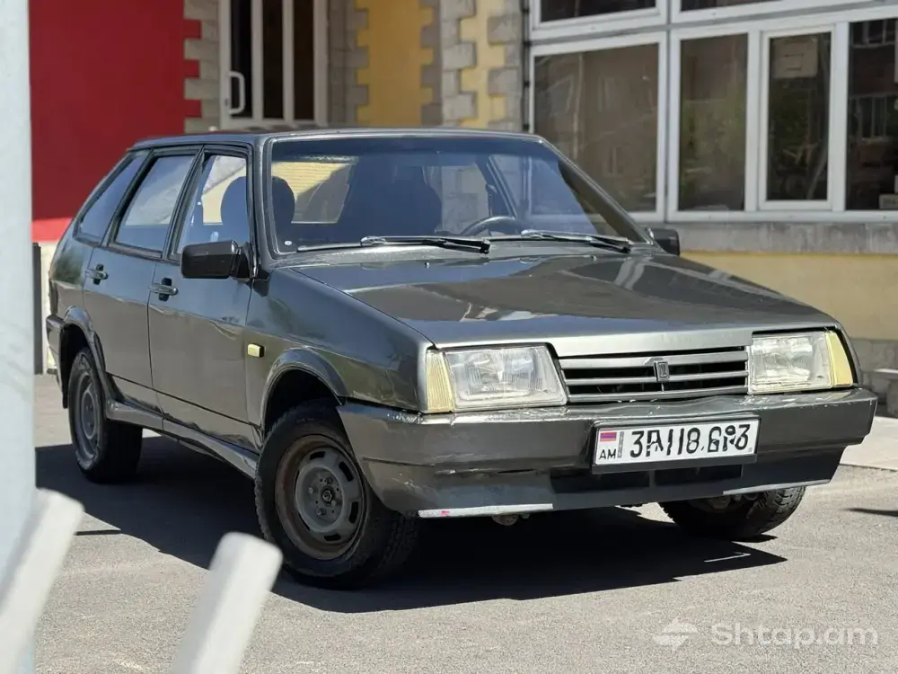 Buy VAZ Lada 21093 with New Engine 2