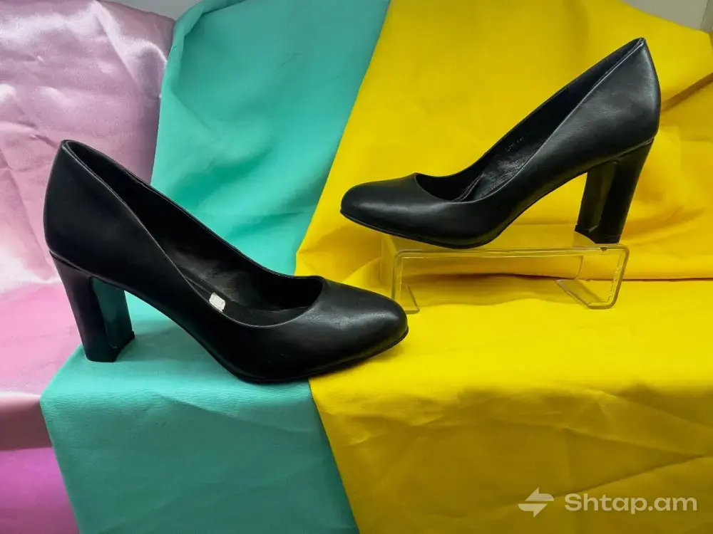 VERRO_SHOES - Գունավոր և ոճային բարձրակրունկ կոշիկներ 0