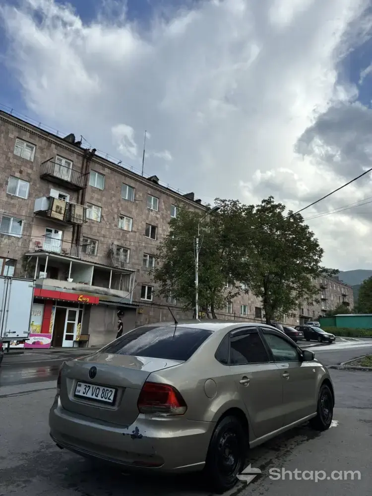 2016 Volkswagen Polo 3