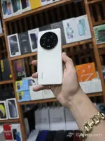 Xiaomi Mi 13 Ultra՝ Նորագույն Սմարթֆոն image thumbnail 1
