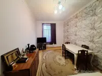 Spacious Apartment in the City Center image thumbnail 3