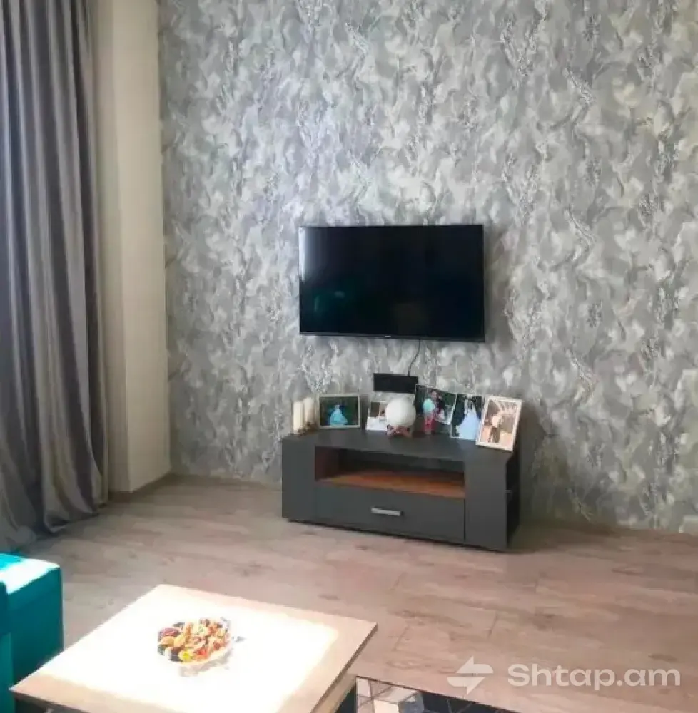 Euro-renovated Apartment with Modern Design 0